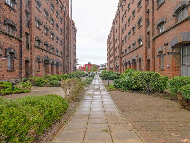 Flat for sale in Birkenhead, Wirral