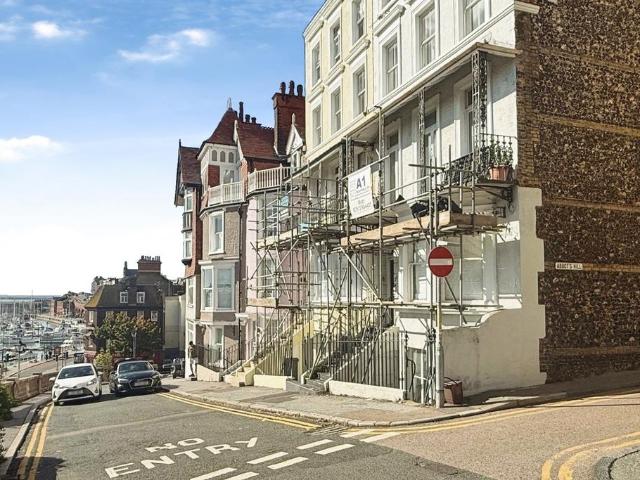 Flat for sale in East Cliff, Thanet