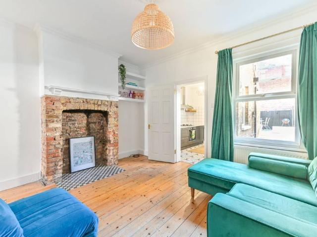 Flat for sale in London Borough of Brent, Greater London