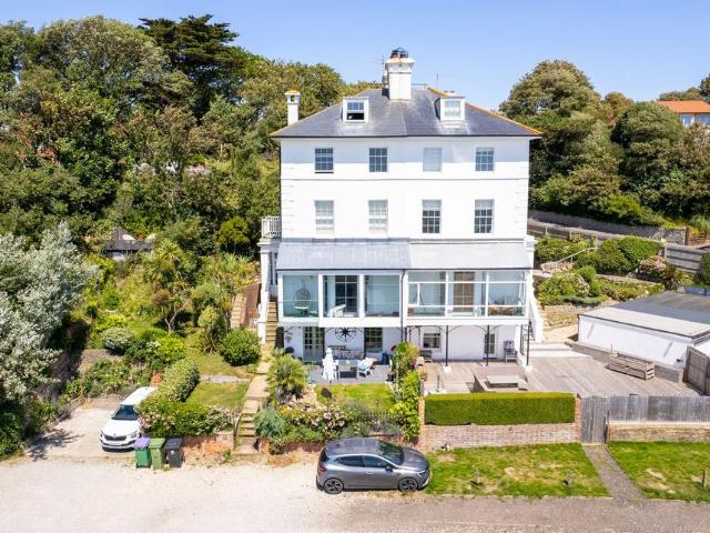 Flat for sale in Golden Valley, Folkestone