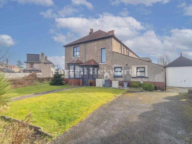 Flat for sale in Bare