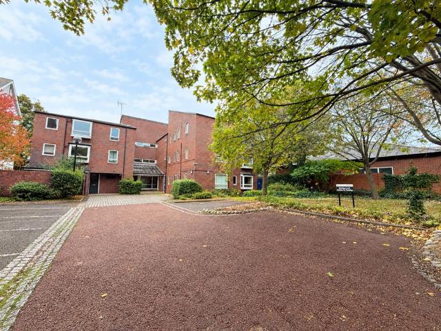 Flat for sale in Ashbrooke, Sunderland