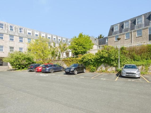 Flat for sale in St Stephen, Cornwall