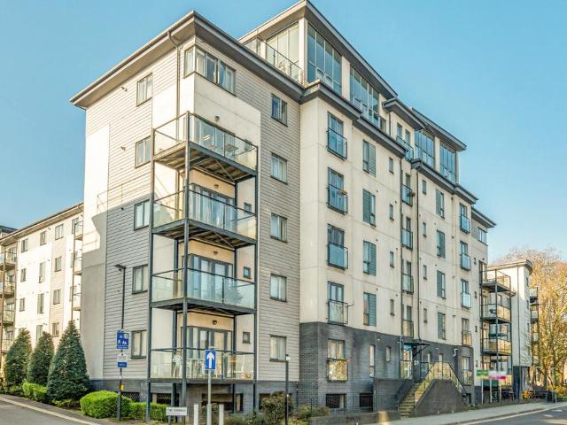 Flat for sale in St Mary's, City Of Southampton