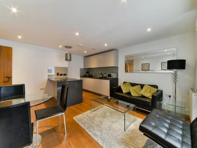 Flat for sale in Spitalfields, Whitechapel