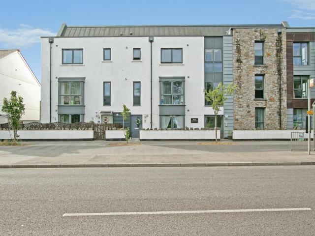 Flat for sale in South Tehidy, Cornwall