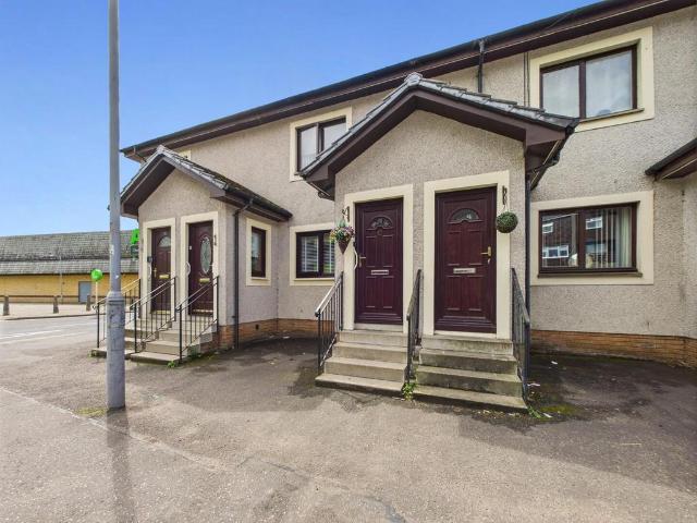 Flat for sale in Cumnock, Holmhead