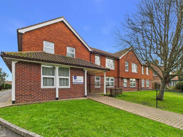 Flat for sale in Worthing, West Sussex