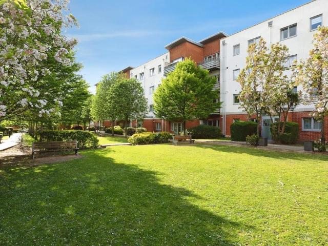 Flat for sale in London Borough of Waltham Forest, Greater London