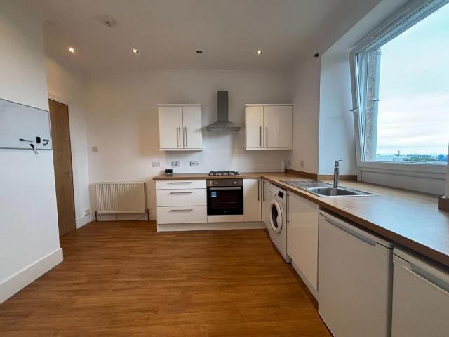 Flat for sale in Ballindoch, Scotland