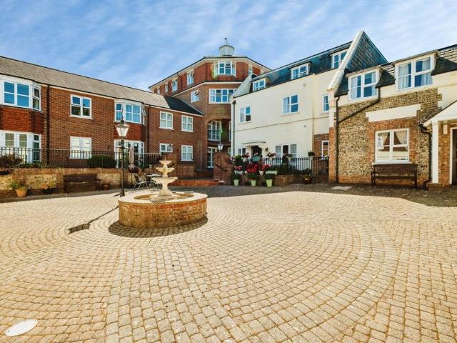 Flat for sale in Clapham, West Sussex