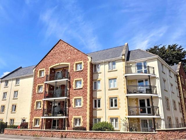 Flat for sale in Alcombe, Minehead