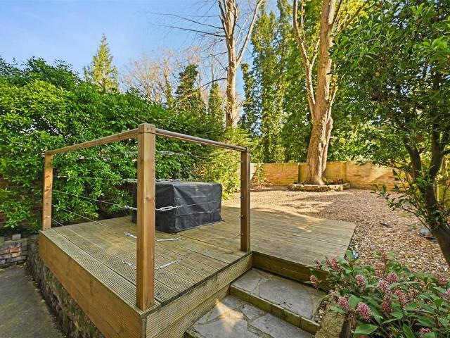 Flat for sale in Brook Green, Greater London