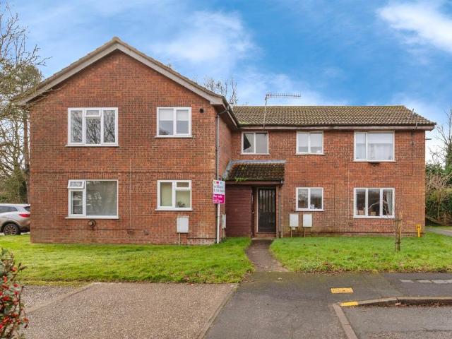 Flat for sale in Comers, Norfolk