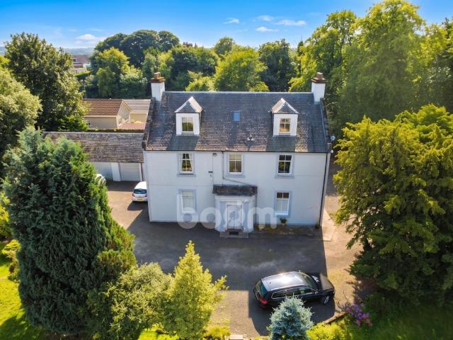 Flat for sale in Beith, Scotland