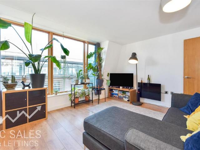 Flat for sale in Castlegate, Burngreave