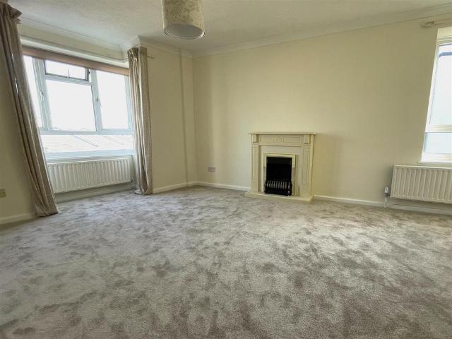 Flat for sale in Southsea, City Of Portsmouth
