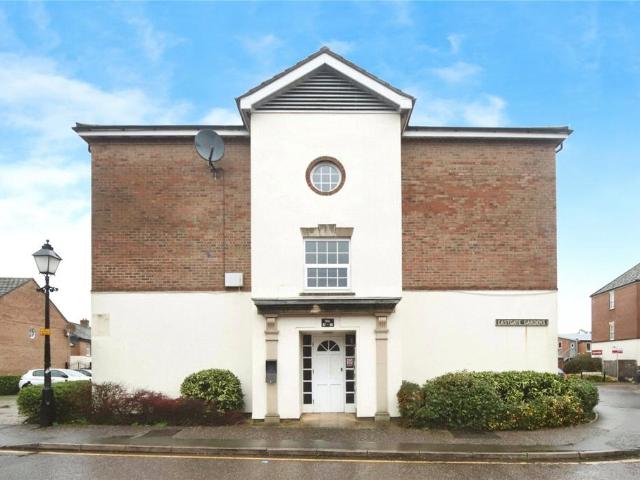 Flat for sale in Firepool, Rumwell