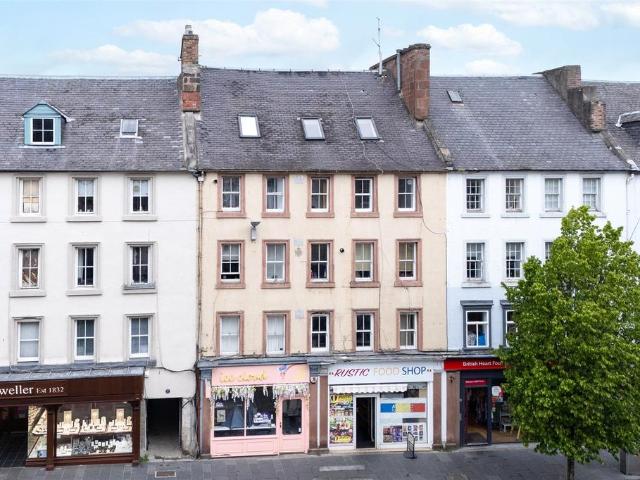 Flat for sale in Bridgend, Moneydie