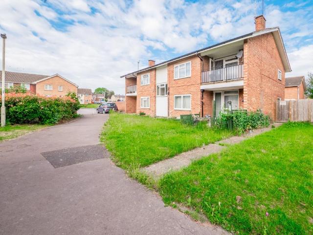 Flat for sale in Meadgate, Chelmsford