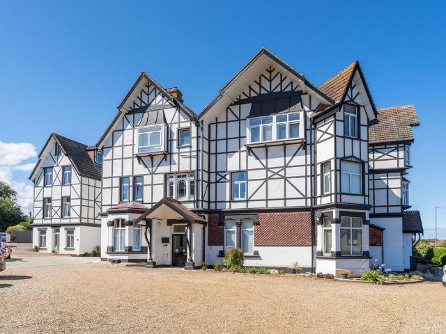 Flat for sale in Comers, Norfolk