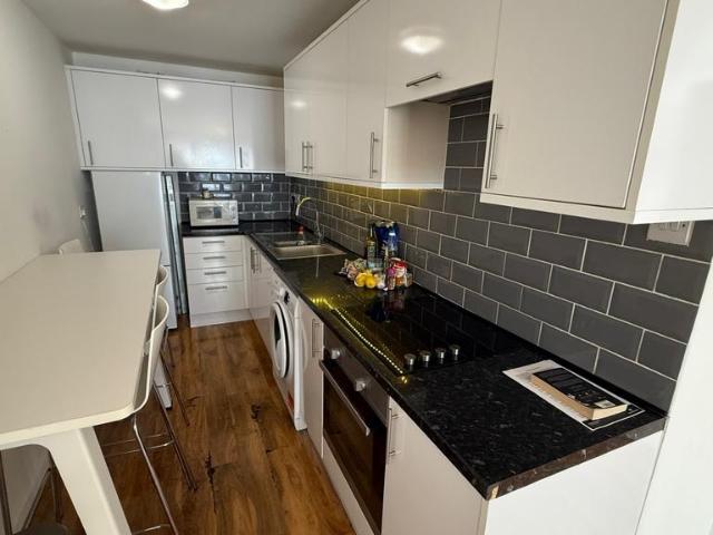 Flat for sale in St. John's Wood, Greater London
