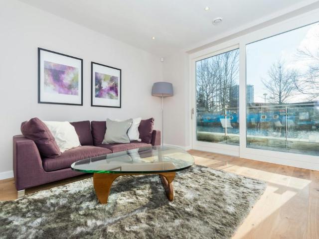 Flat for sale in Kensal Town, Maida Vale