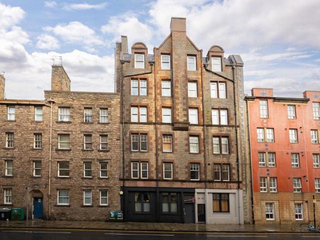 Flat for sale in St Leonards, City of Edinburgh