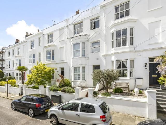 Flat for sale in Round Hill, Brighton & Hove