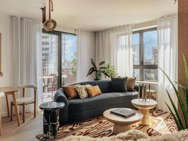 Flat for sale in Greenwich Peninsula, Greater London