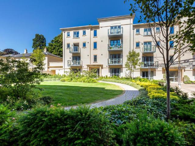 Flat for sale in Ewens Farm, Golden Valley
