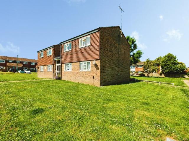 Flat for sale in Storrington and Sullington, Horsham