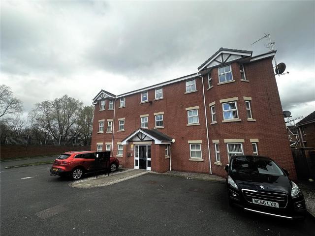 Flat for sale in Widnes