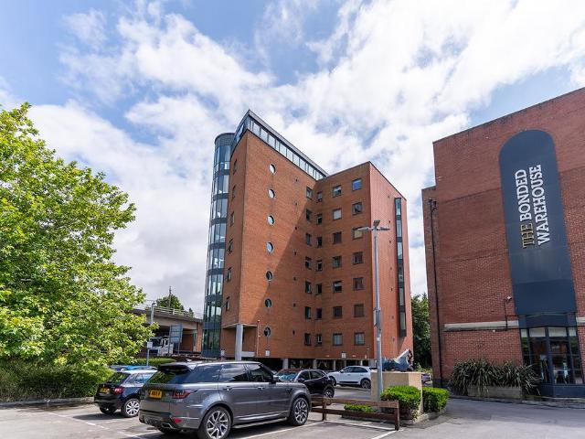 Flat for sale in Newtown, Falcon Lodge