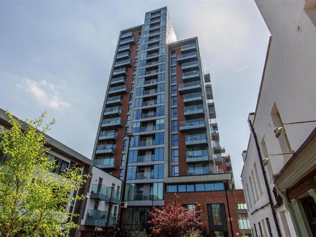 Flat for sale in Bromley-by-Bow, Poplar Grove