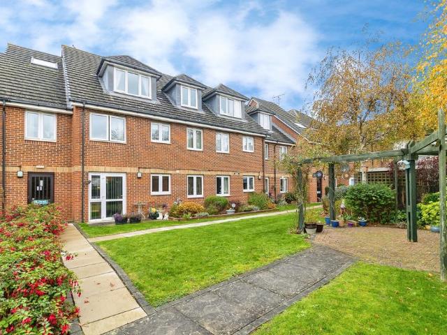 Flat for sale in Bletchley and Fenny Stratford, Bletchley