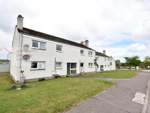 Flat for sale in Elgin, Scotland