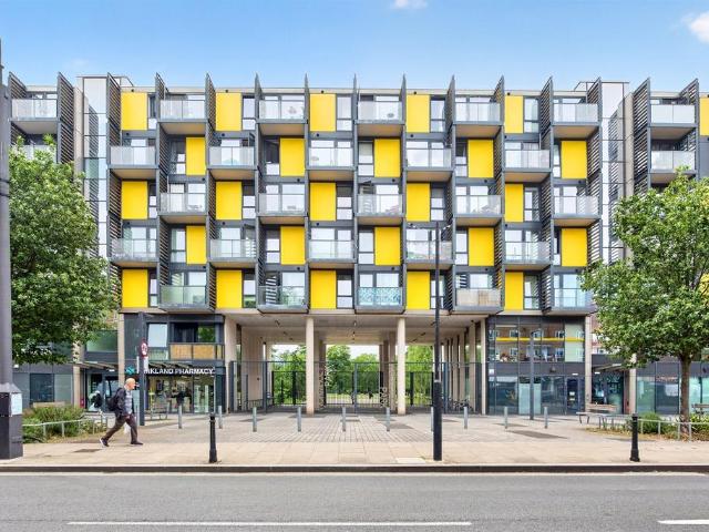 Flat for sale in Shepherd's Bush, Isle Of Man