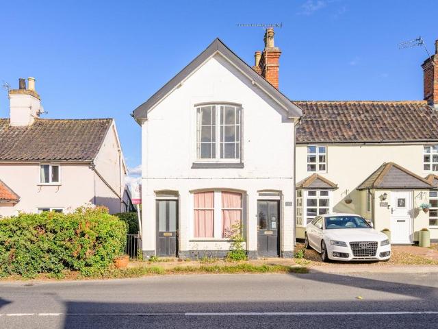 Flat for sale in Stradbroke, Mid Suffolk