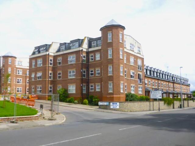 Flat for sale in Higher Broughton, Salford