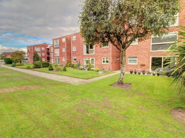 Flat for sale in Aldridge, West Midlands