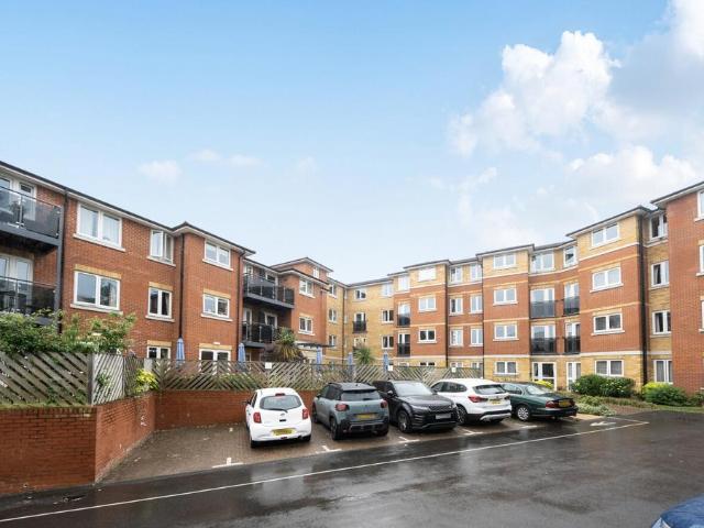 Flat for sale in Portswood Park, City Of Southampton