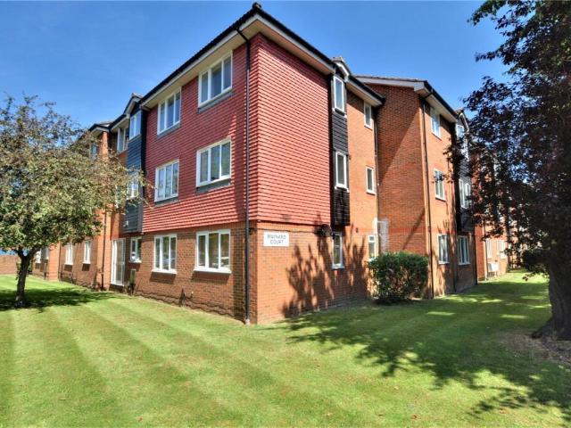 Flat for sale in Knowle Green, Lower Halliford