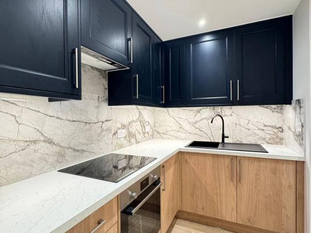 Flat for sale in Colindale, Isle Of Man