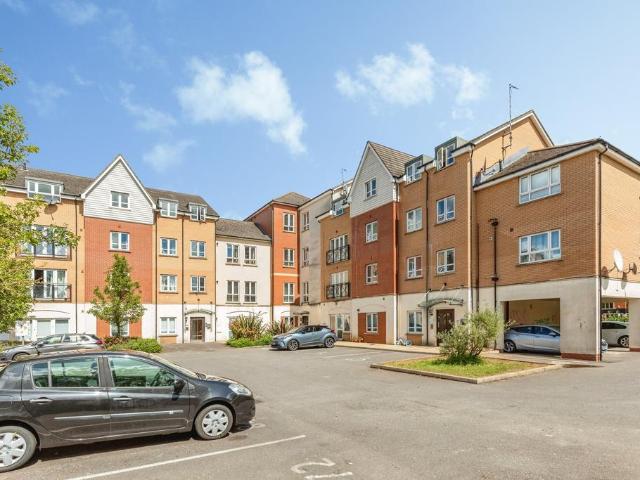 Flat for sale in Far Cotton and Delapre, Far Cotton