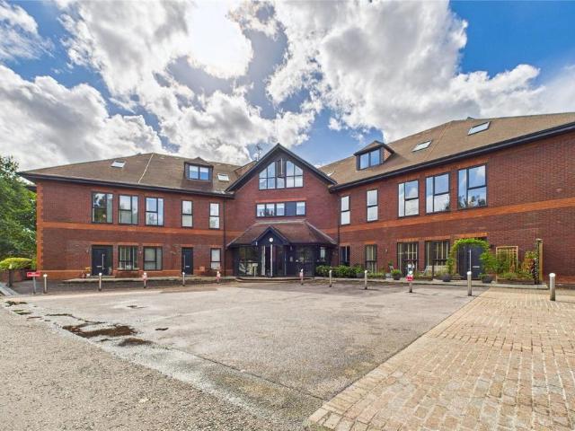 Flat for sale in Wokingham