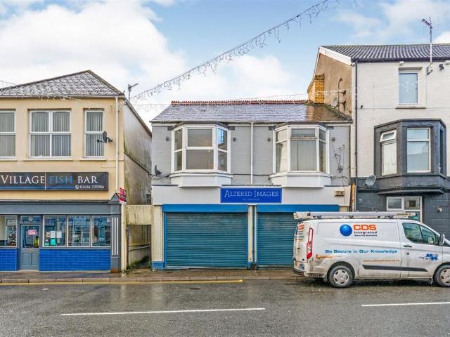 Flat for sale in Newcastle Higher, Aberkenfig