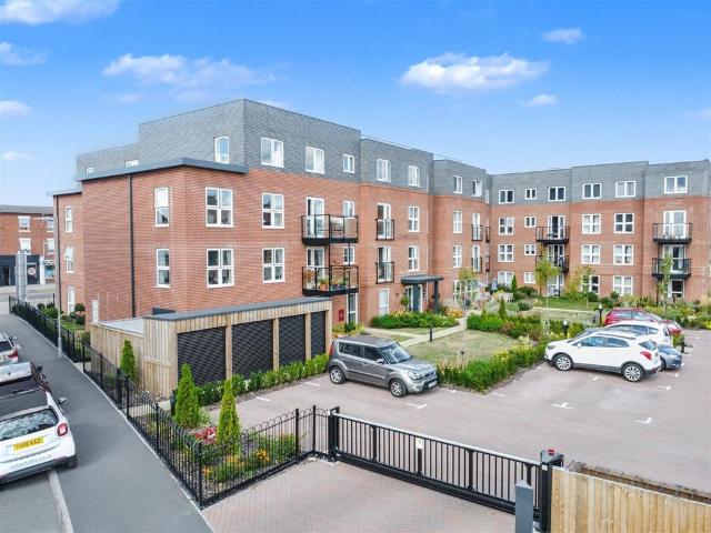 Flat for sale in Beeston, Broxtowe