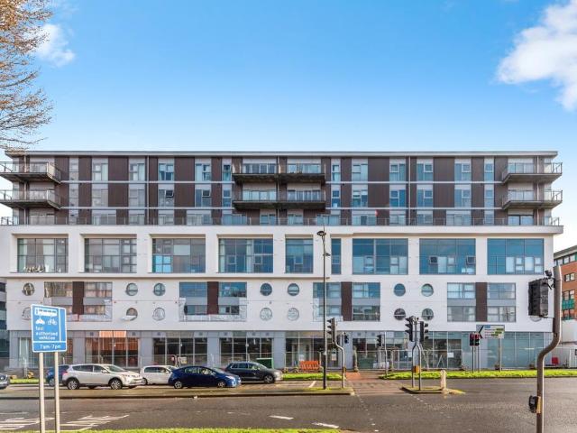 Flat for sale in Rodbourne, Swindon