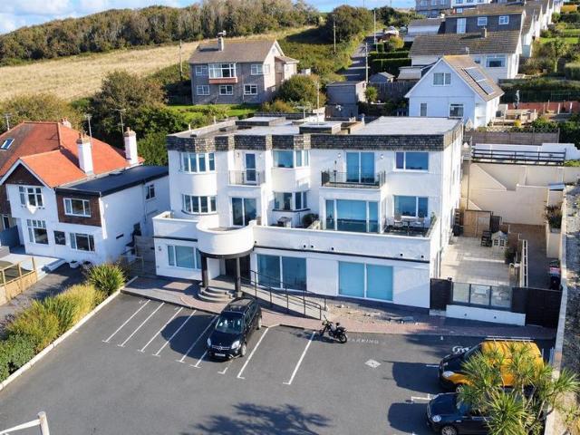 Flat for sale in Trevelgue, Newquay
